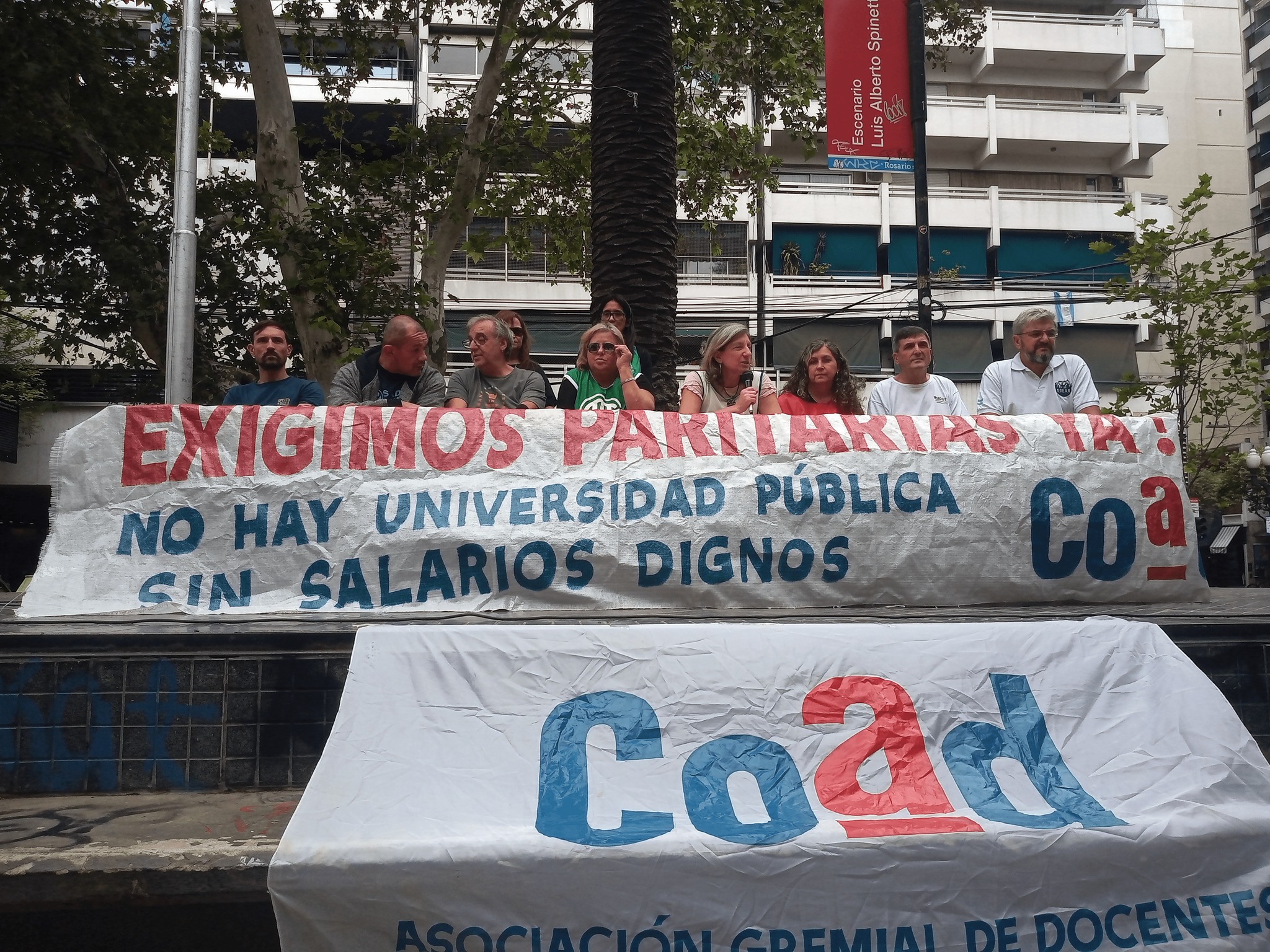 Docentes de la UNR anunciaron nuevo paro de semana completa en reclamo ...