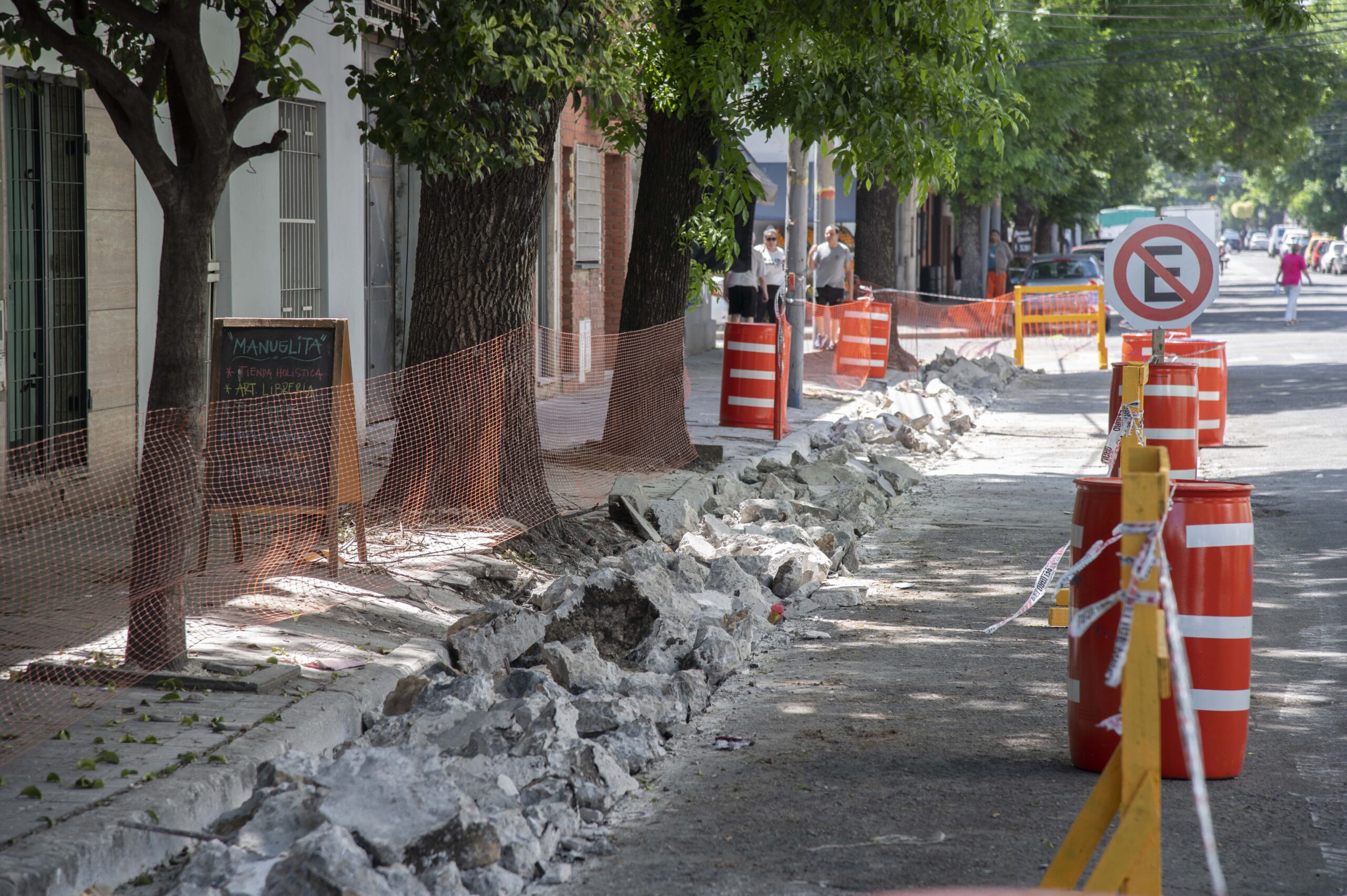 Intensifican obras de bacheo y repavimentación en las calles de la ...